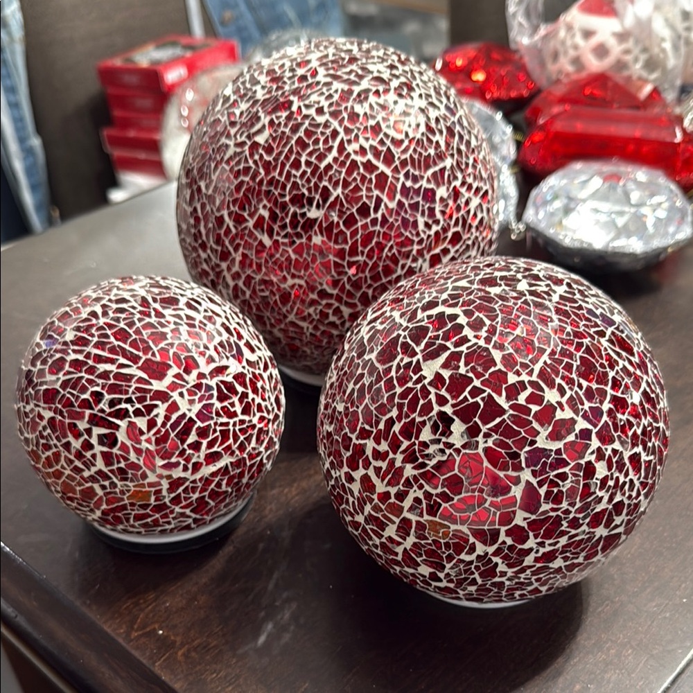 Red glass crackle Decorative Spheres